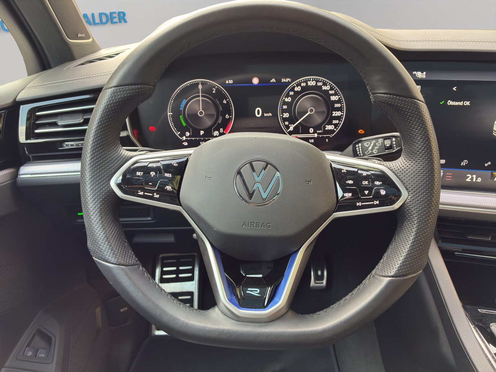 VW Touareg R, Hybride Intégral Essence/Électricité, Occasion / Utilisé, Automatique - 7