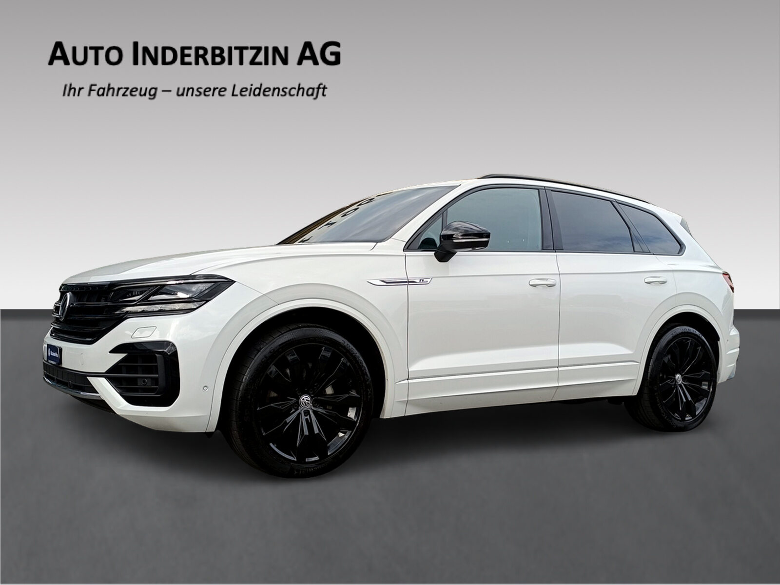 VW New Touareg R-Line