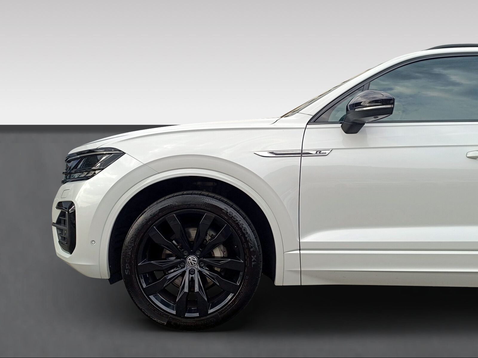 VW New Touareg R-Line, Diesel, Occasion / Gebraucht, Automatik - 3