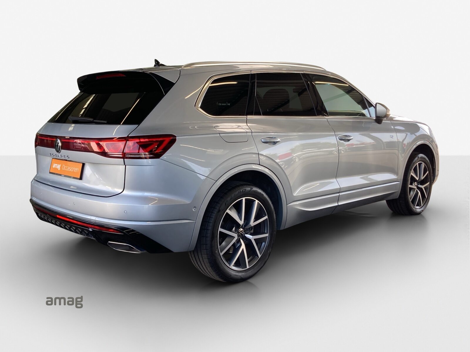 VW Touareg R-Line, Diesel, Second hand / Used, Automatic - 5