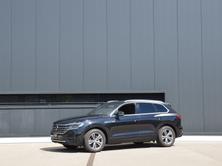 VW Touareg 3.0 TDI R Line Tiptronic, Diesel, Second hand / Used, Automatic - 2