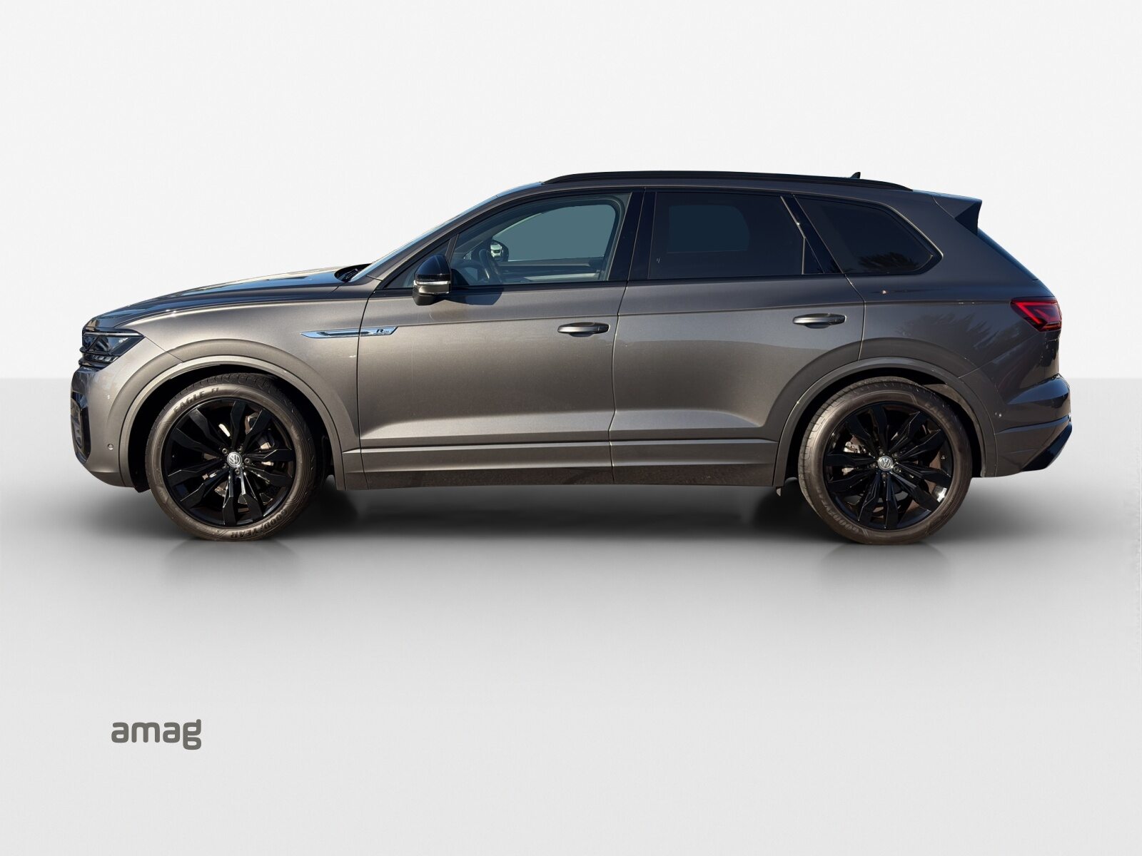 VW New Touareg R-Line, Diesel, Second hand / Used, Automatic - 2
