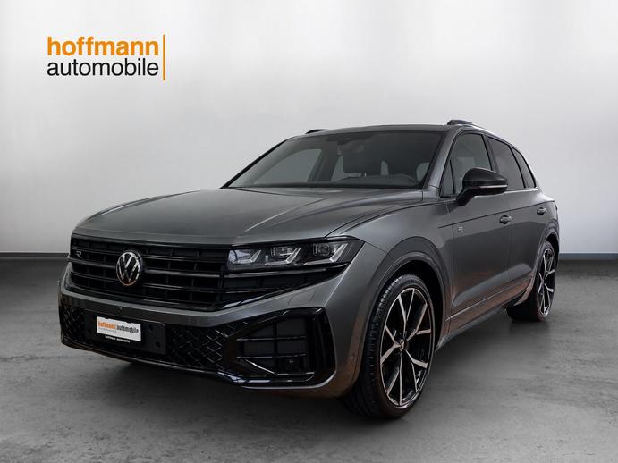 VW Touareg 3.0 TDI R-Line Tiptronic, Diesel, Second hand / Used, Automatic