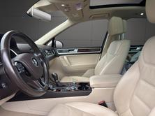 VW Touareg 3.0 TDI BlueMotion Technology Tiptronic, Diesel, Second hand / Used, Automatic - 3