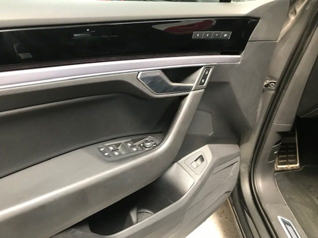 VW TOUAREG 3.0 TDI R Line Tiptronic, Diesel, Occasion / Gebraucht, Automatik - 6