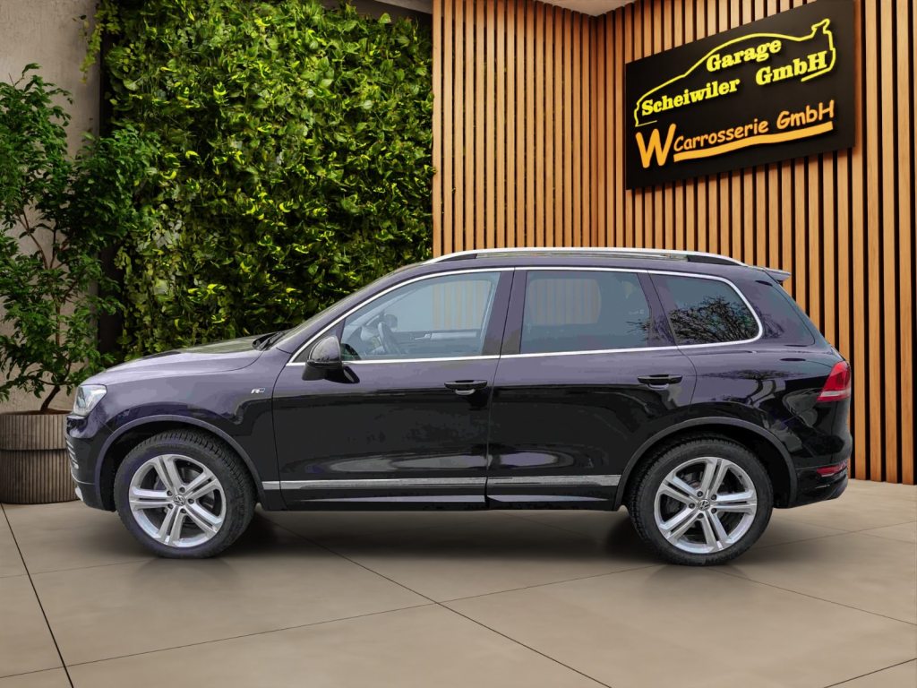 VW TOUAREG 3.0 TDI BMT R-Line Edition X Tiptronic ***Anhäng, Diesel, Occasion / Gebraucht, Automatik - 7