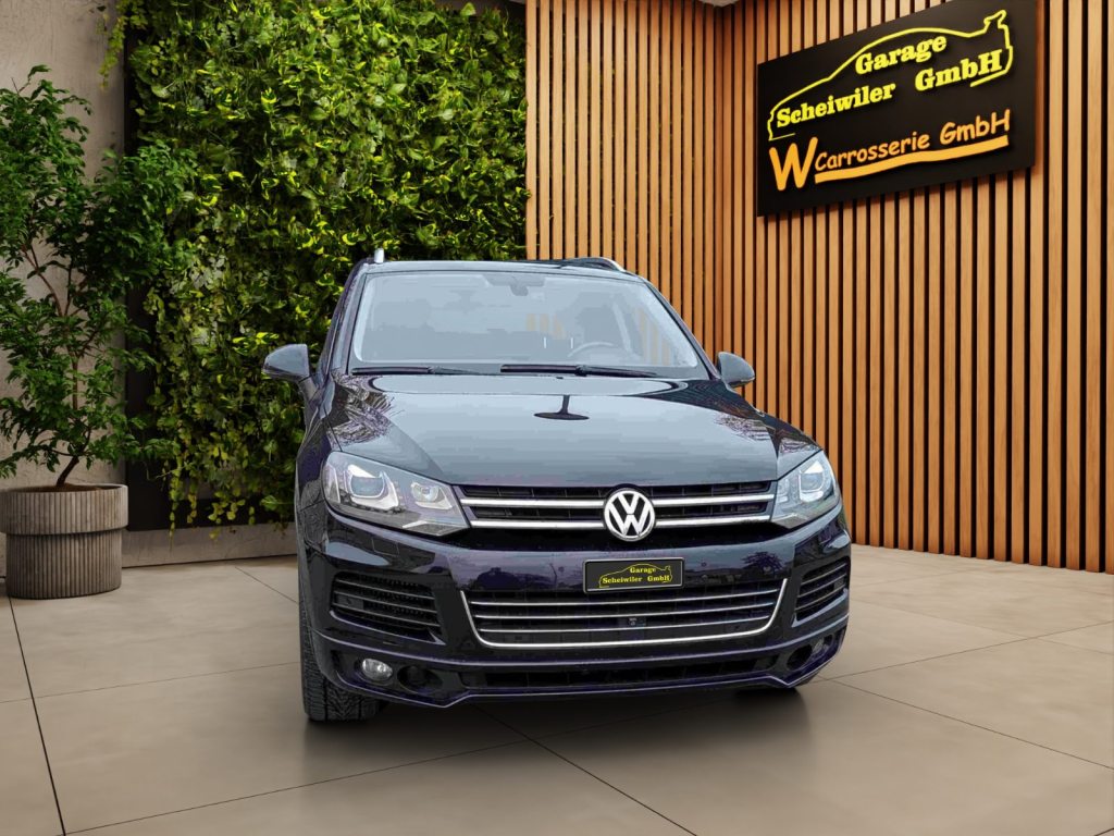 VW TOUAREG 3.0 TDI BMT R-Line Edition X Tiptronic ***Anhäng, Diesel, Occasion / Gebraucht, Automatik - 2