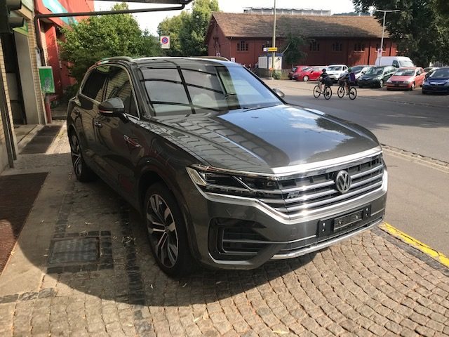 VW TOUAREG 3.0 TDI R Line Tiptronic, Diesel, Occasion / Gebraucht, Automatik - 2