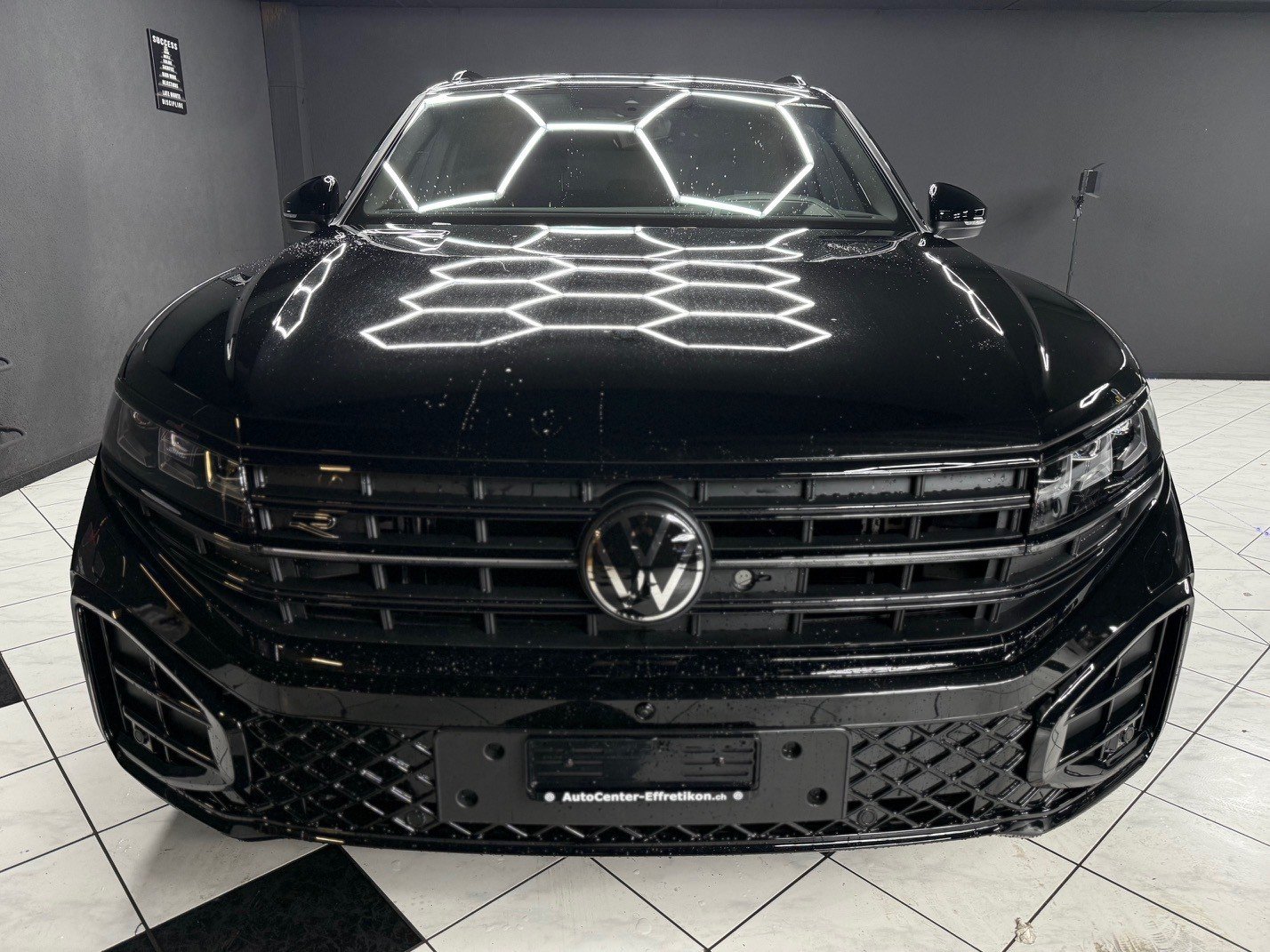 VW Touareg 3.0 TDI R-Line, Diesel, Auto nuove, Automatico - 3