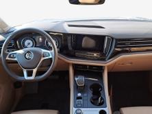 VW New Touareg Atmosphere, Essence, Occasion / Utilisé, Automatique - 6