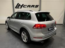 VW Touareg 3.0 TDI BlueMotion Technology Tiptronic R-Line, Diesel, Second hand / Used, Automatic - 3