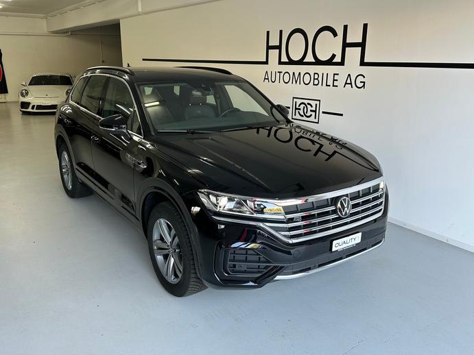 VW Touareg 3.0 TDI R Line Tiptronic, Diesel, Second hand / Used, Automatic