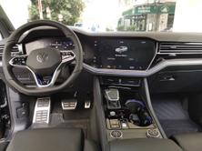 VW Touareg 3.0 TSI eHybrid R Tiptronic, Plug-in-Hybrid Benzina/Elettrica, Occasioni / Usate, Automatico - 6
