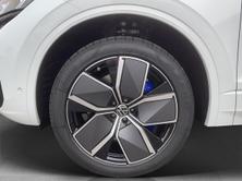 VW Touareg 3.0 TSI eHybrid R Tiptronic, Plug-in-Hybrid Petrol/Electric, Ex-demonstrator, Automatic - 7