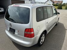 VW Touran 2.0 FSI Trend, Second hand / Used, Manual - 5