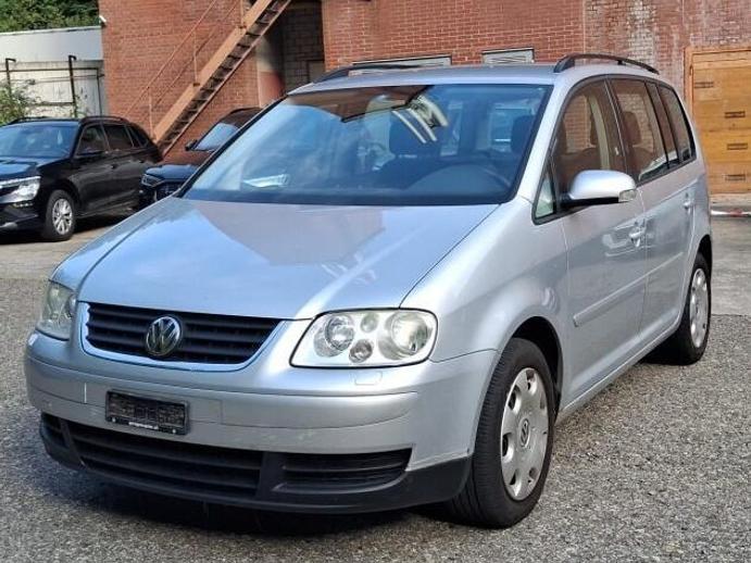 VW Touran 1.6 FSI Trend, Benzina, Occasioni / Usate, Manuale