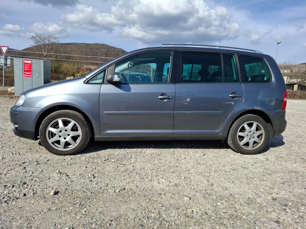 VW Touran TDI, Diesel, Occasion / Gebraucht, Handschaltung - 2