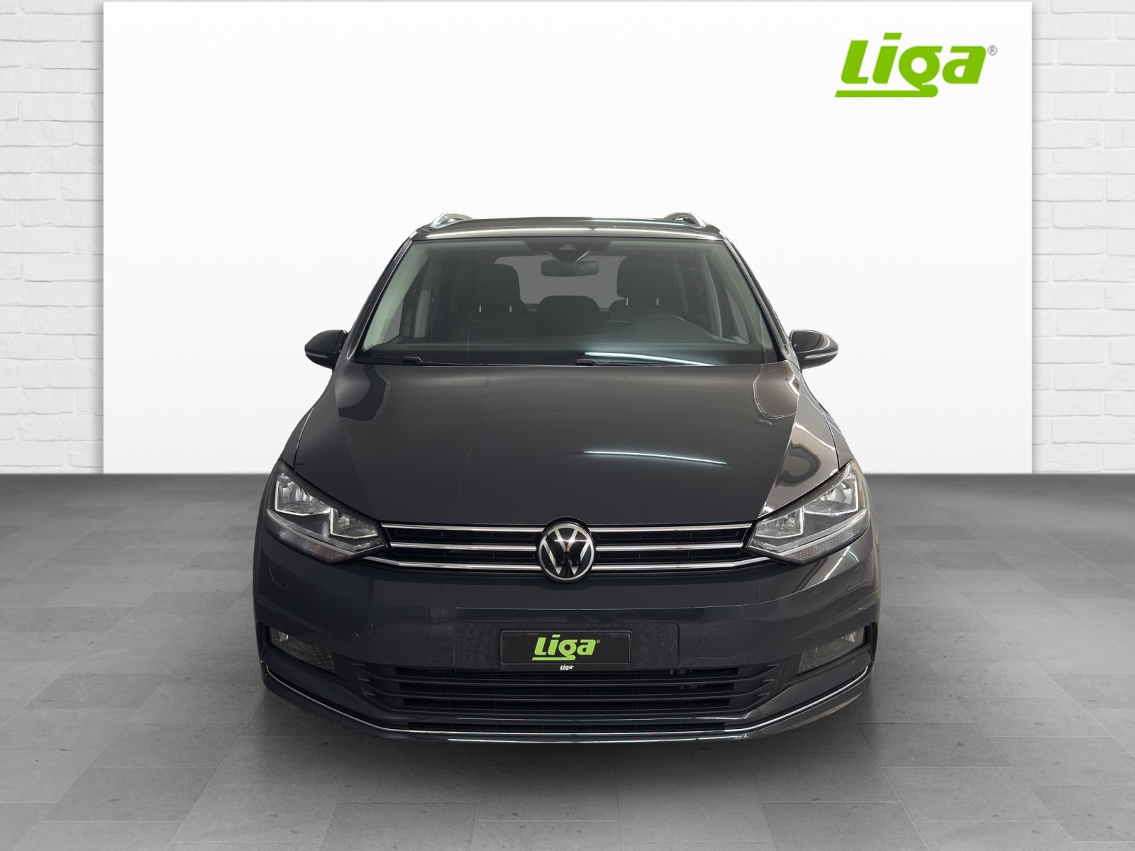 VW Touran 2.0 TDI SCR Highline DSG, Diesel, New car, Automatic - 3
