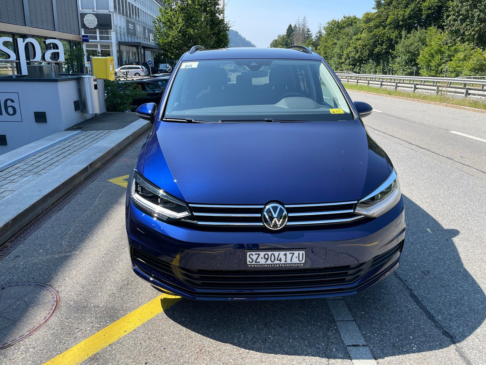 VW Touran 1.5 TSI EVO Comfortline DSG, 7-Sitzer, Essence, Voiture nouvelle, Automatique - 2