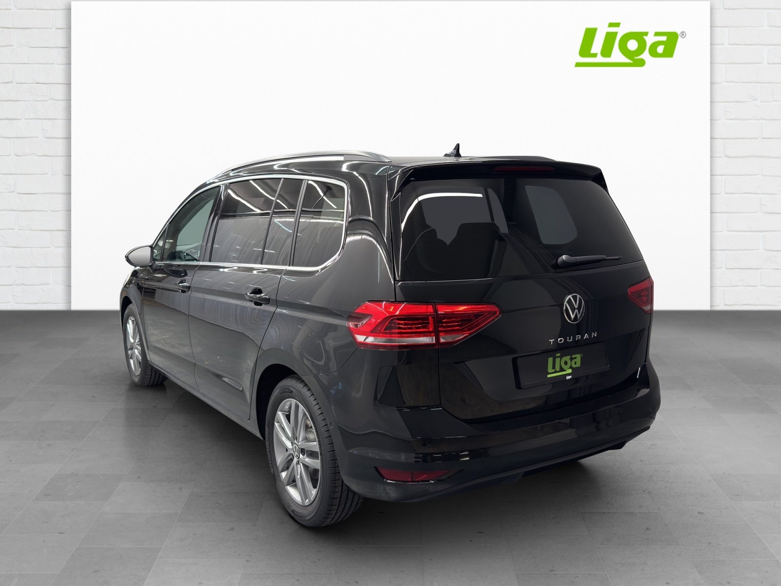 VW Touran 1.5 TSI Comfortline United DSG, Petrol, New car, Automatic - 4