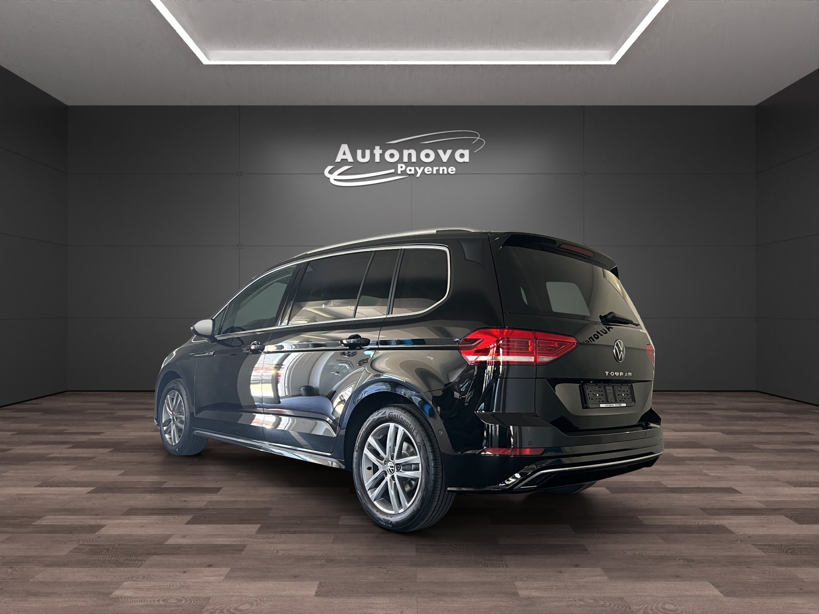 VW Touran 1.5 TSI EVO Comfortline United DSG, Petrol, New car, Automatic - 4