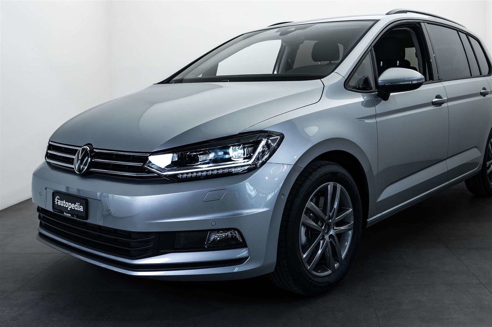 VW Touran 1.5 TSi EVO Comfortline Edition DSG-Automat 7-Plä, Benzina, Auto nuove, Automatico - 2