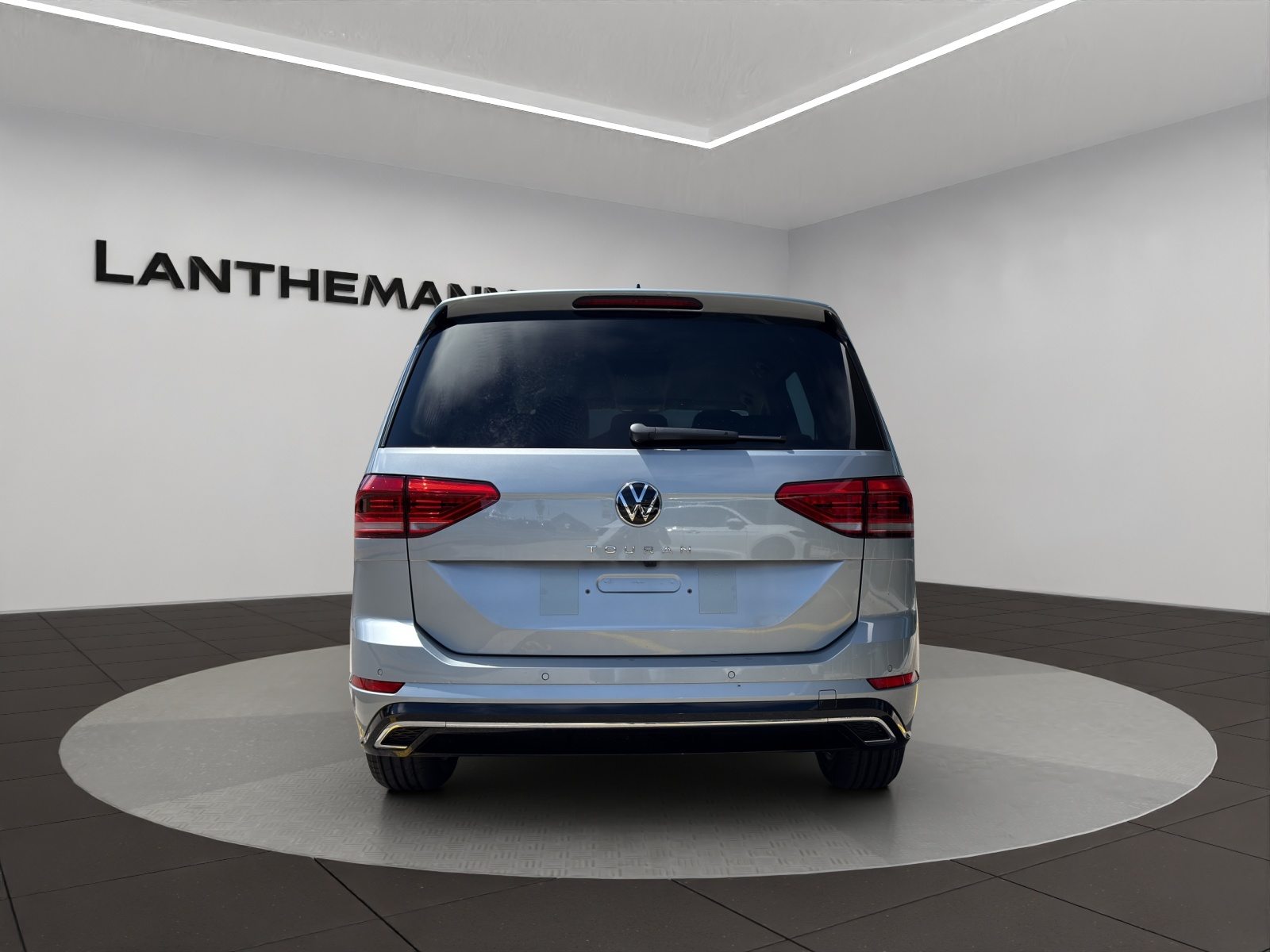 VW Touran UNITED, Petrol, New car, Automatic - 4
