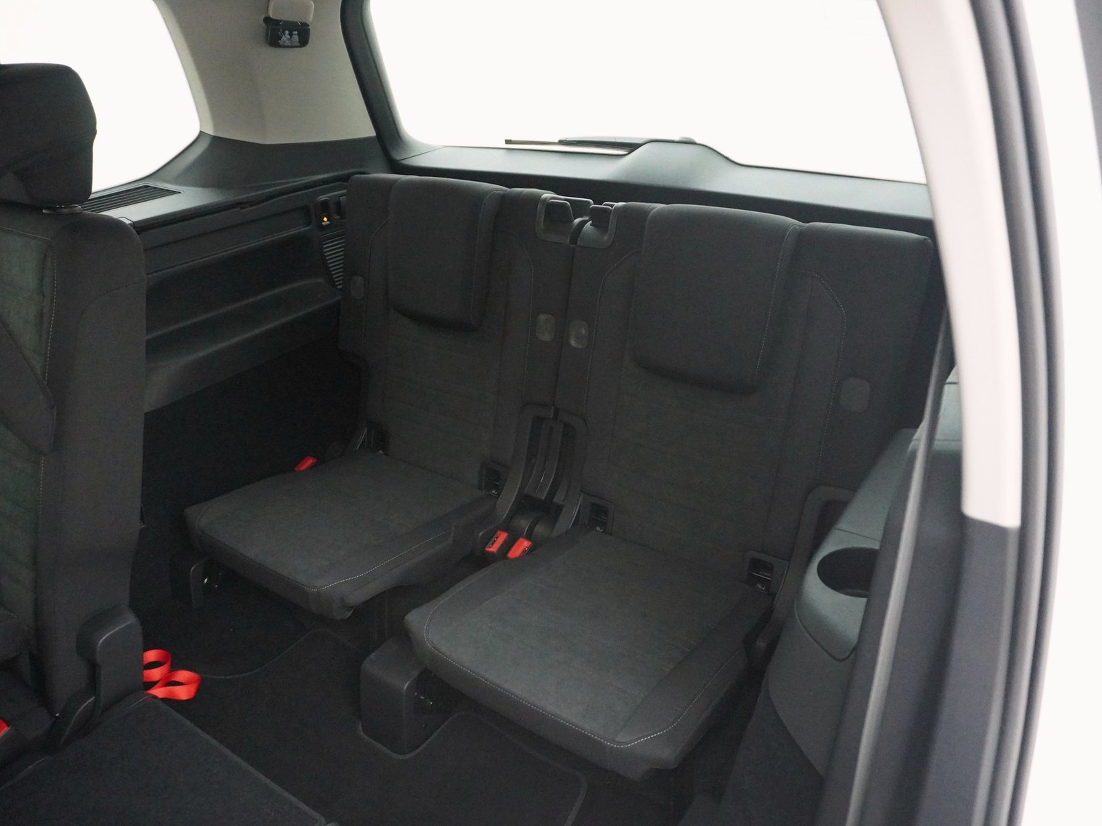 VW Touran 1.5 TSI R-Line DSG, Petrol, New car, Automatic - 7