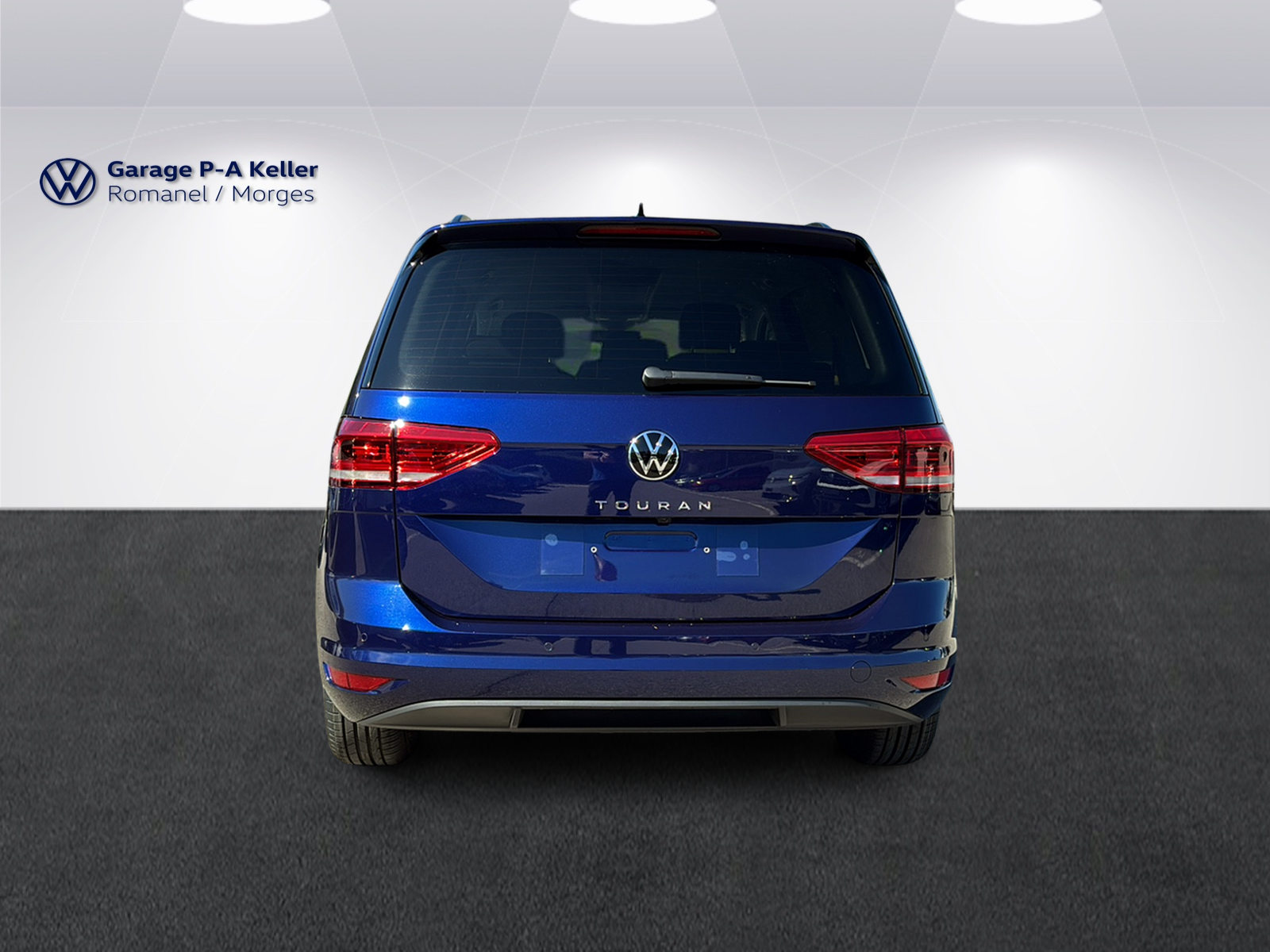 VW Touran UNITED, Petrol, New car, Automatic - 4