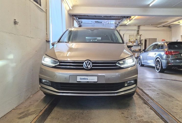 VW TOURAN 1.4 TSI Highline DSG 7-Sitze, Petrol, Second hand / Used, Automatic - 4