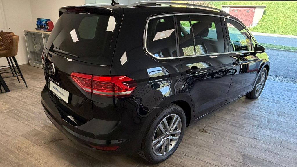 VW Touran 1.5 TSI Highline DSG, Benzin, Occasion / Gebraucht, Automatik - 5