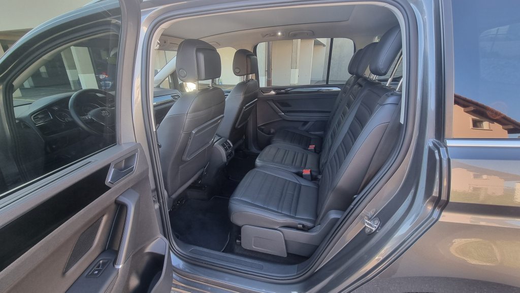 VW TOURAN 2.0 TDI DSG Highline DSG, Diesel, Second hand / Used, Automatic - 6