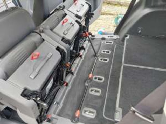 VW Touran 1.4 TSI 150 EcoF Highline, Erdgas (CNG) / Benzin, Occasion / Gebraucht, Handschaltung - 6