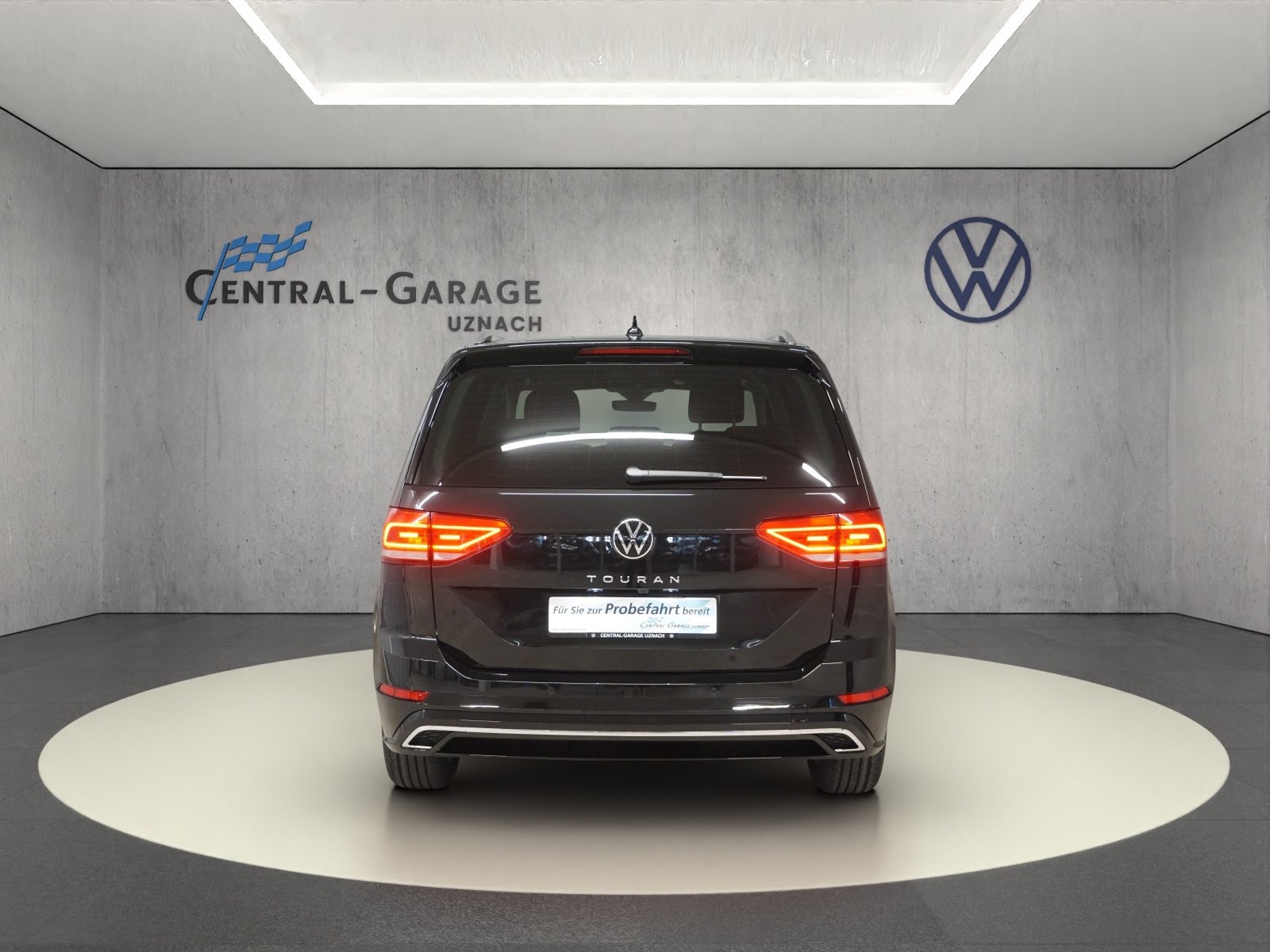 VW Touran UNITED, Benzin, Occasion / Gebraucht, Automatik - 5