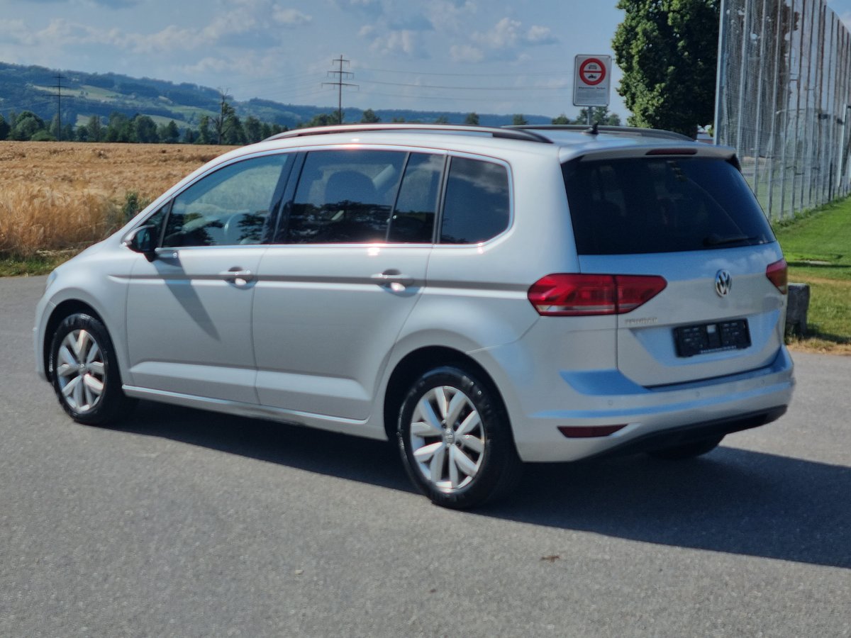 VW Touran 1.6 TDI BlueMotion Technology Comfortline DSG, Diesel, Occasion / Gebraucht, Automatik - 3
