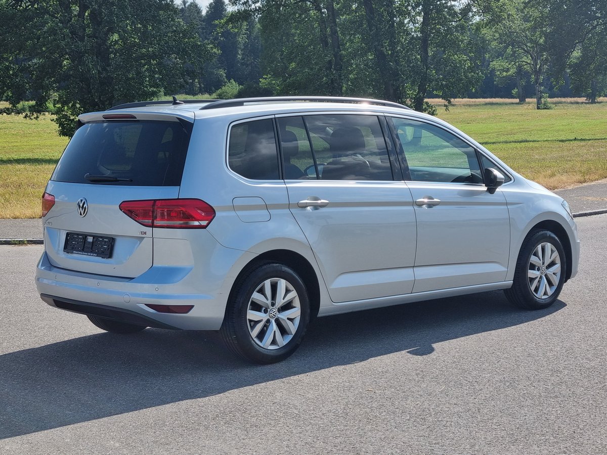 VW Touran 1.6 TDI BlueMotion Technology Comfortline DSG, Diesel, Occasion / Gebraucht, Automatik - 4