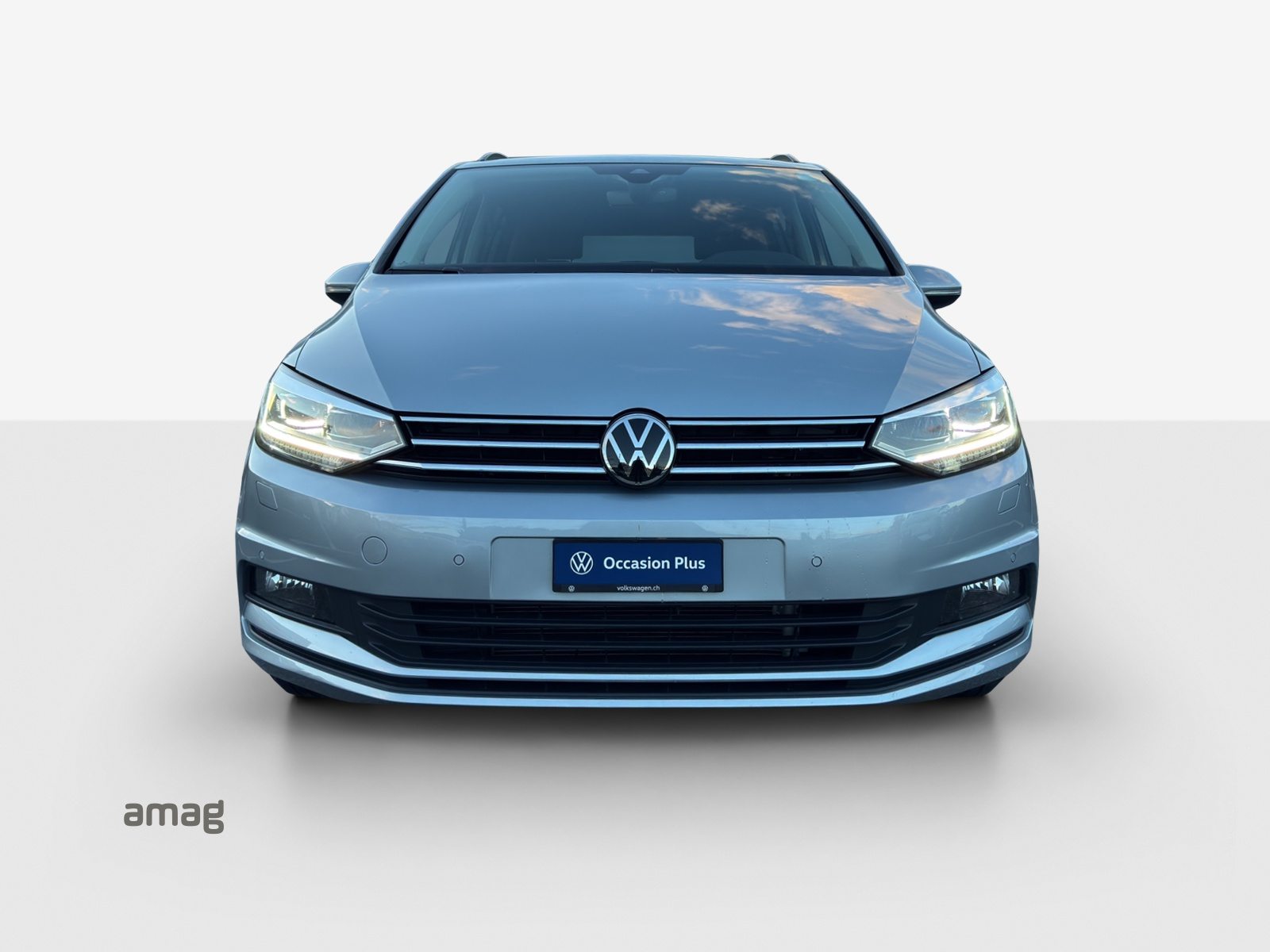 VW Touran UNITED, Benzin, Occasion / Gebraucht, Automatik - 7