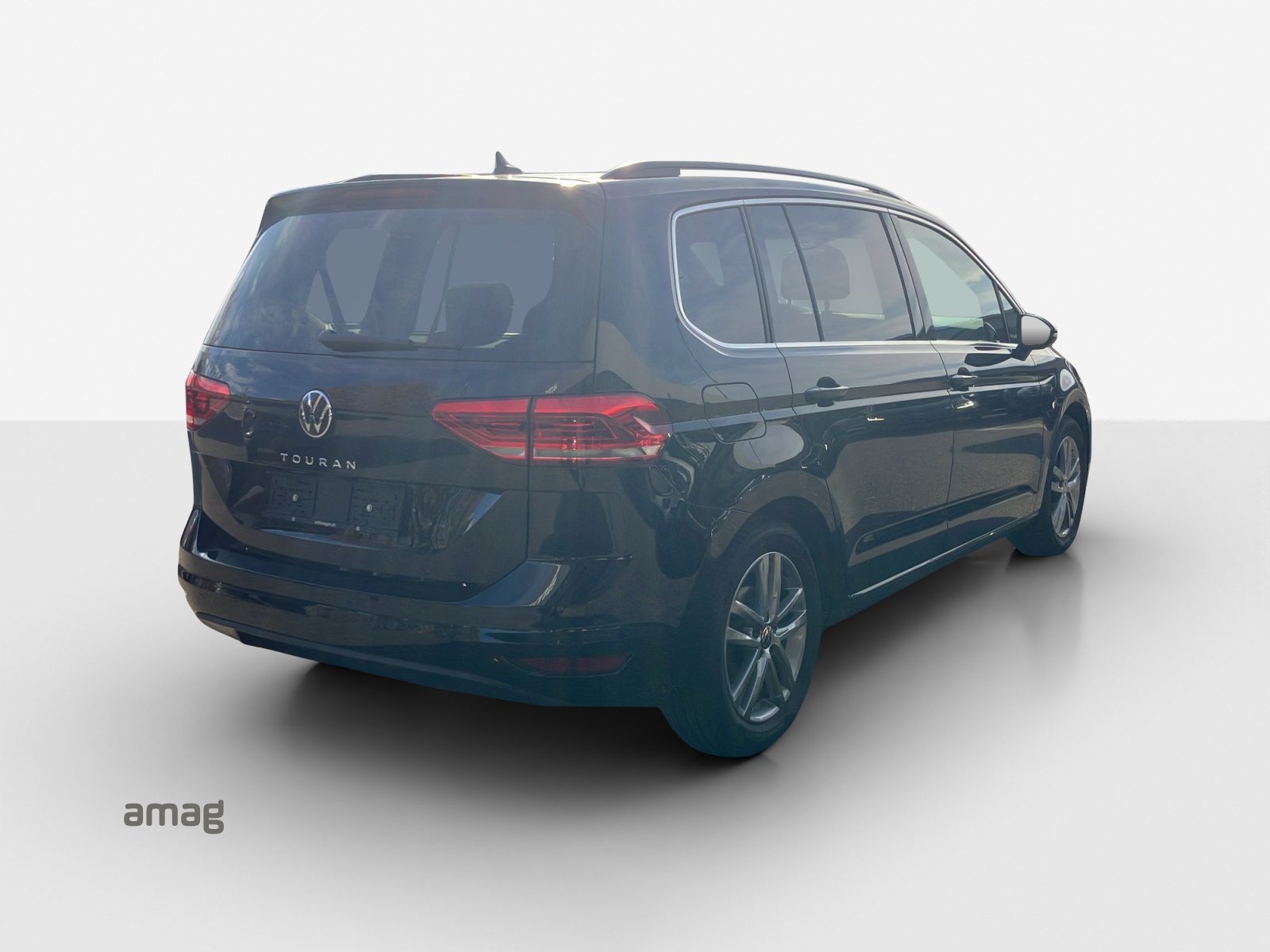 VW Touran UNITED, Essence, Occasion / Utilisé, Automatique - 5