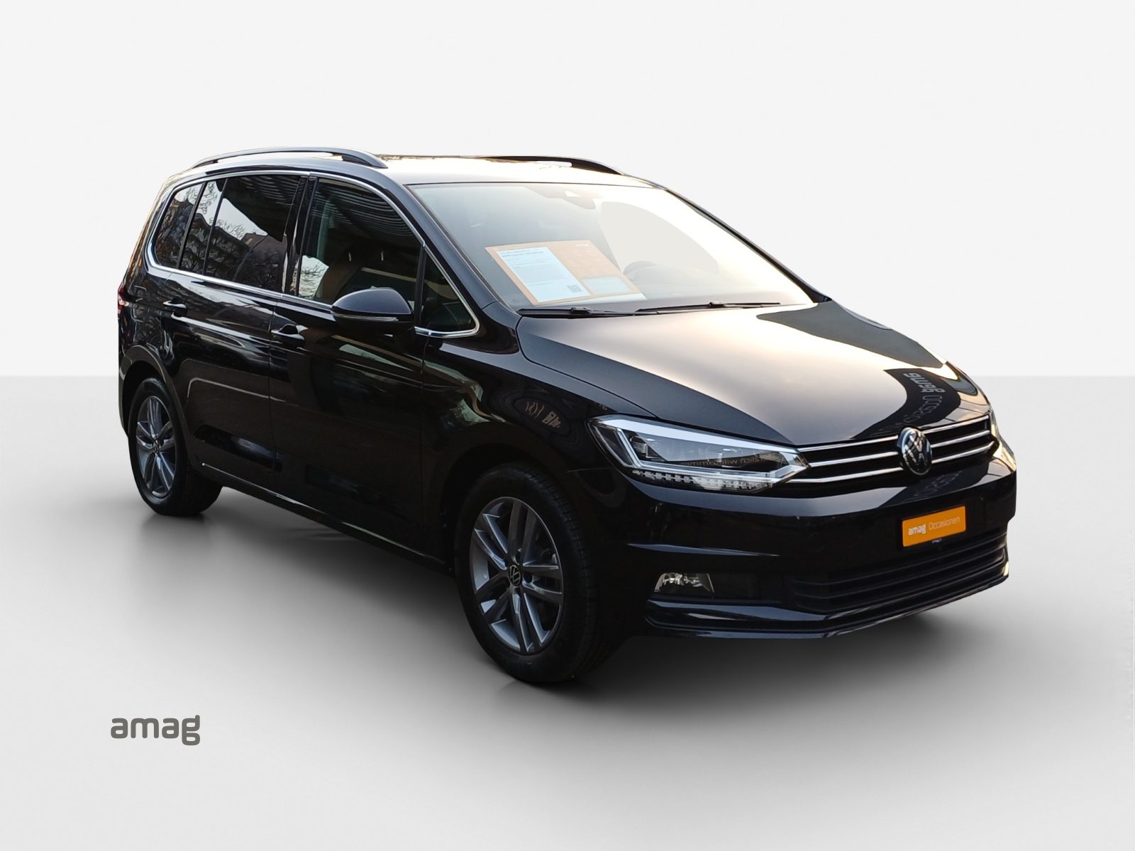 VW Touran UNITED, Petrol, Second hand / Used, Automatic - 6