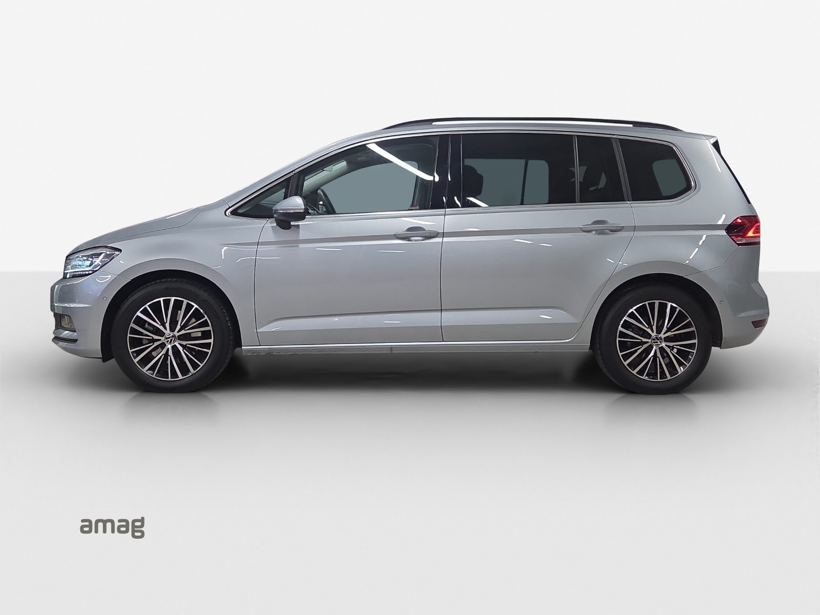 VW Touran Comfortline, Benzin, Occasion / Gebraucht, Automatik - 2