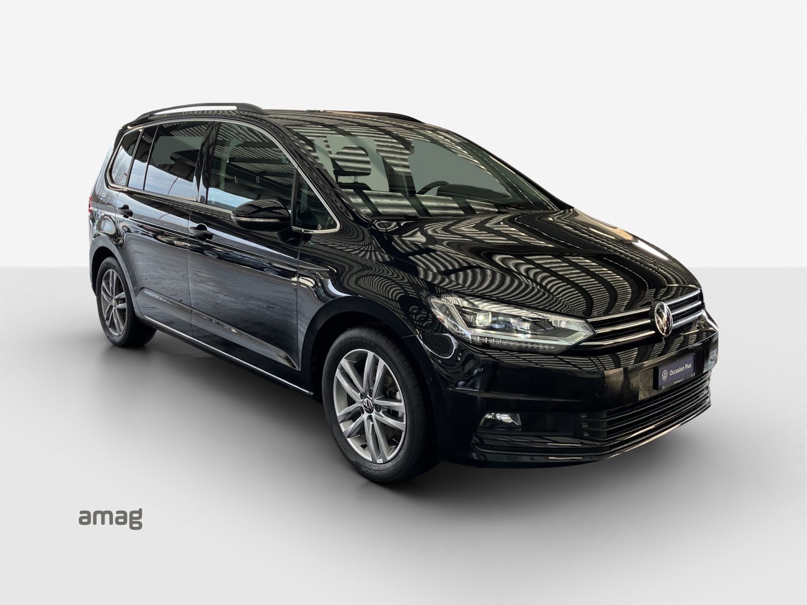 VW Touran UNITED, Essence, Occasion / Utilisé, Automatique - 6