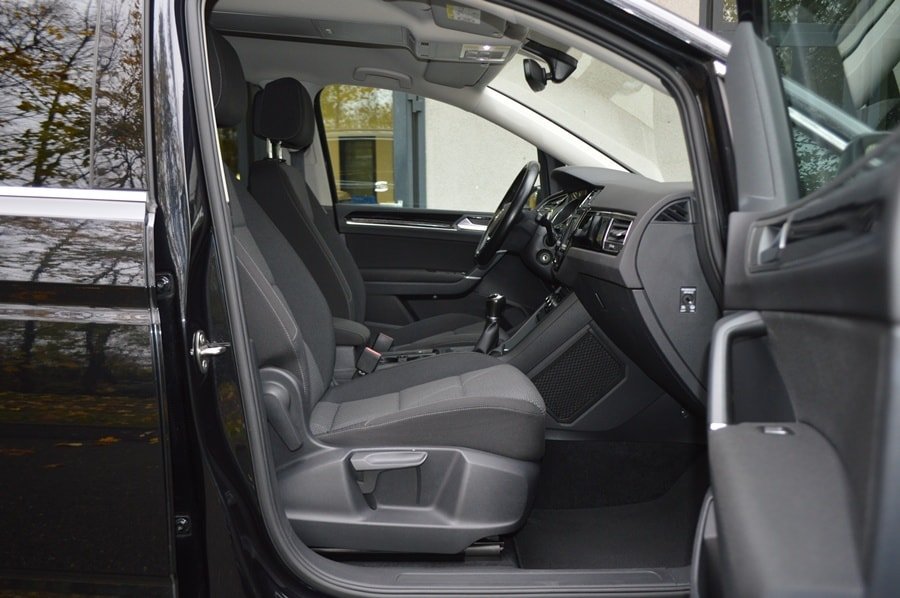 VW Touran 1.4 TSI BlueMotion Technology Comfortline, Petrol, Second hand / Used, Manual - 7