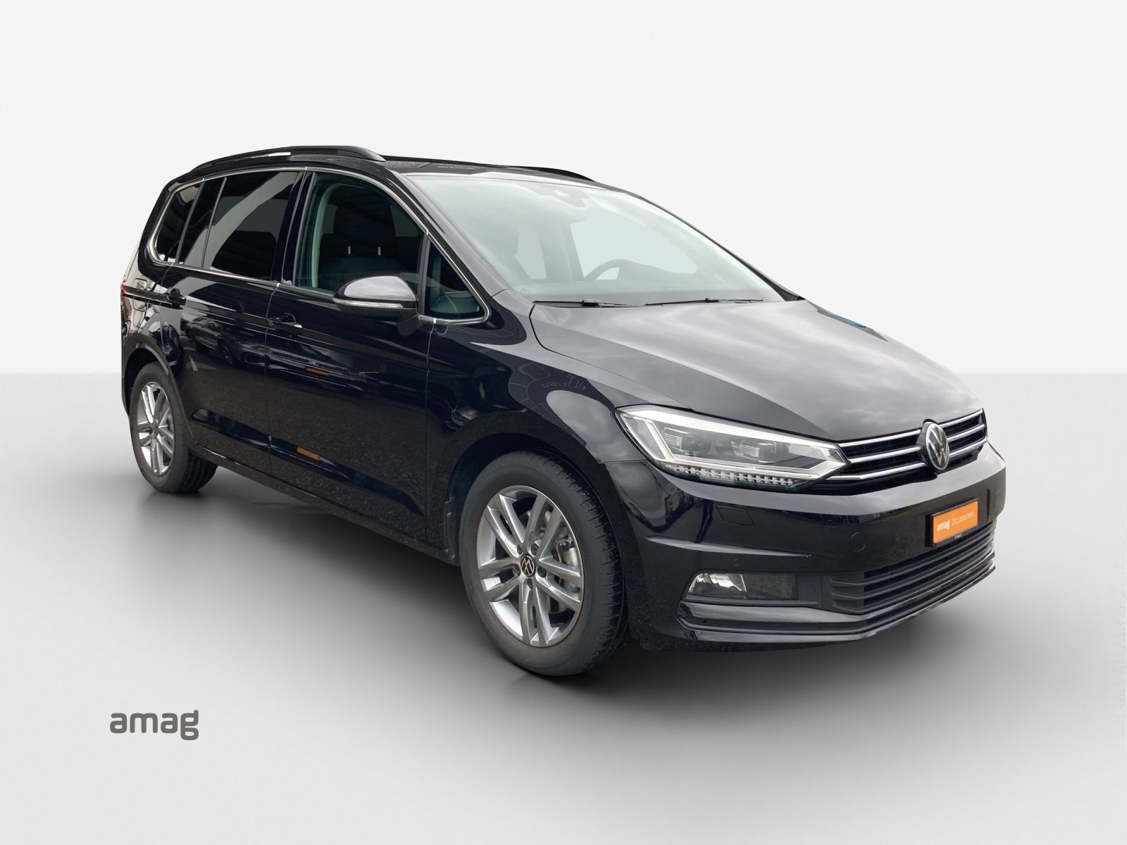 VW Touran UNITED, Essence, Occasion / Utilisé, Automatique - 6