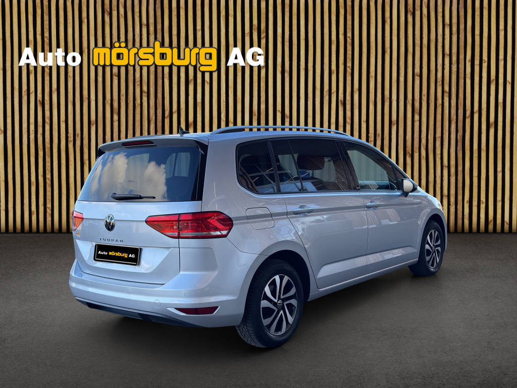 VW Touran 1.5 TSI Active DSG, Benzin, Occasion / Gebraucht, Automat - 3