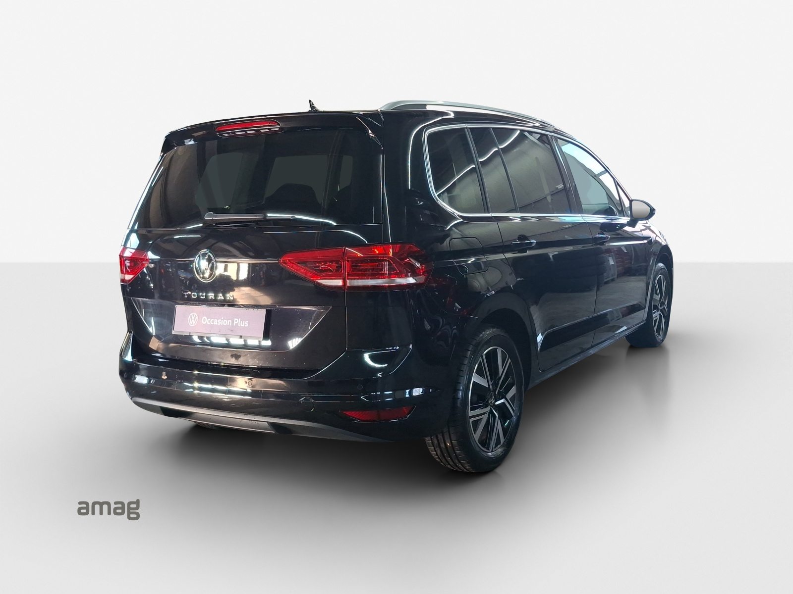 VW Touran Highline, Petrol, Second hand / Used, Automatic - 5