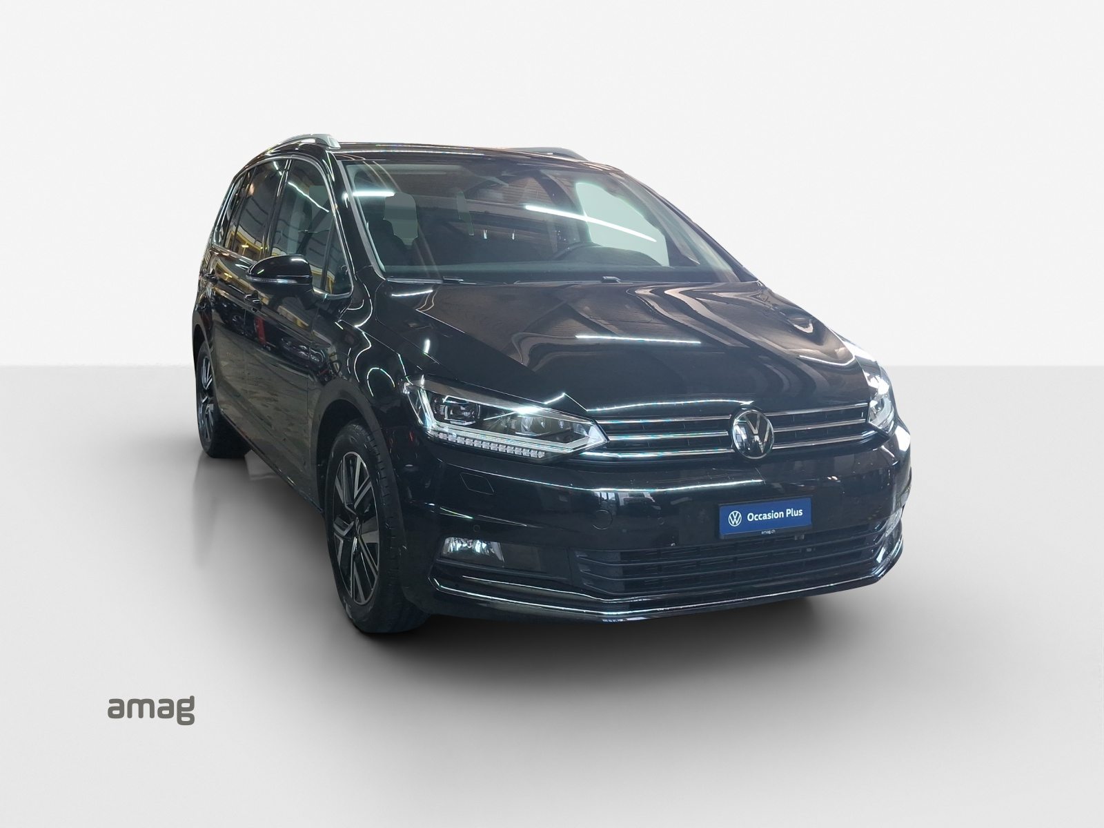 VW Touran Highline, Petrol, Second hand / Used, Automatic - 6