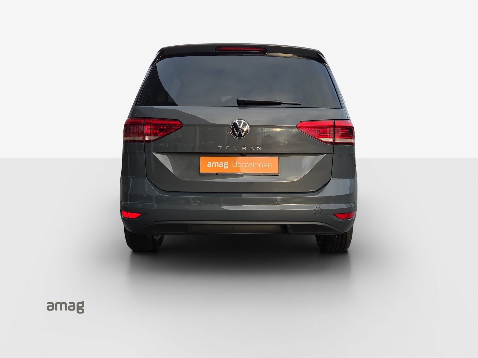 VW Touran UNITED, Essence, Occasion / Utilisé, Automatique - 4