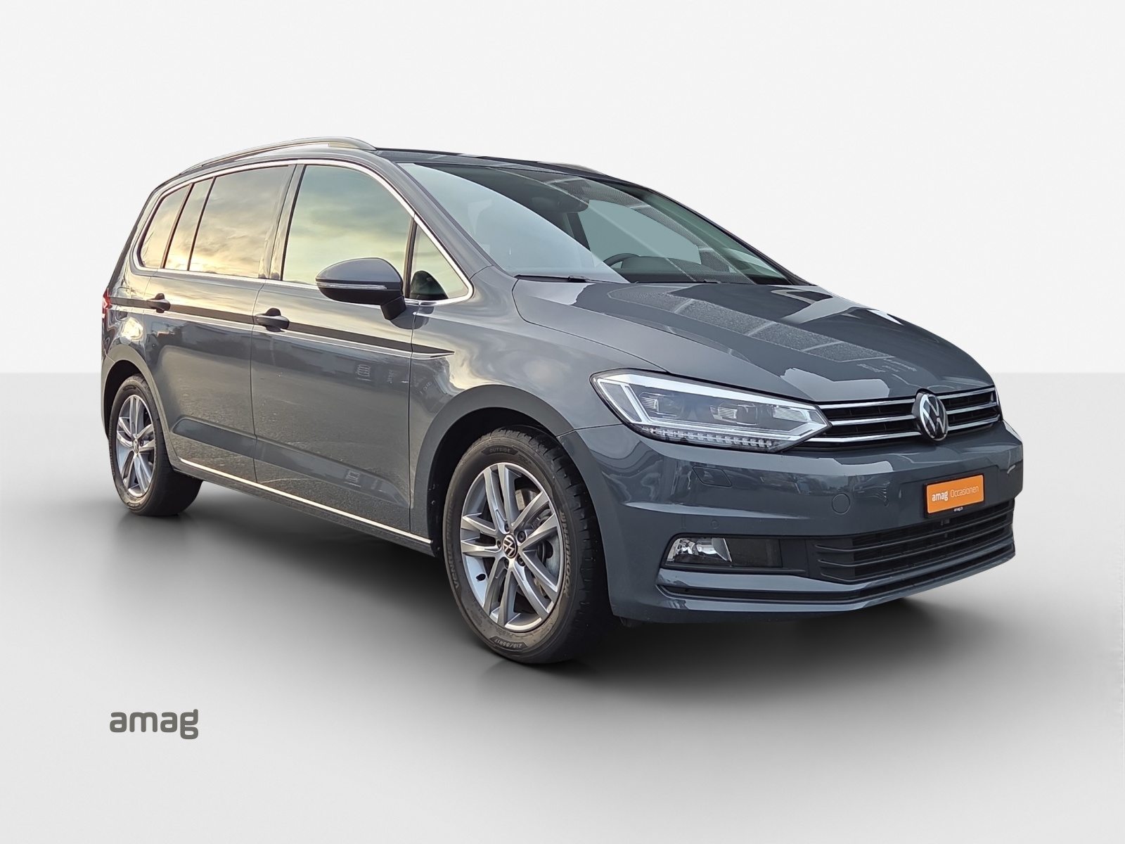 VW Touran UNITED, Essence, Occasion / Utilisé, Automatique - 6