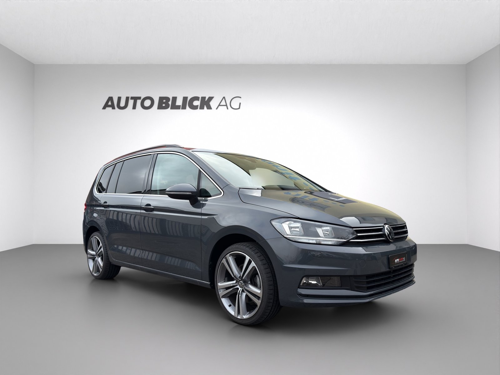 VW Touran 1.5 TSI EVO Comfortline DSG, Benzin, Occasion / Gebraucht, Automatik - 2