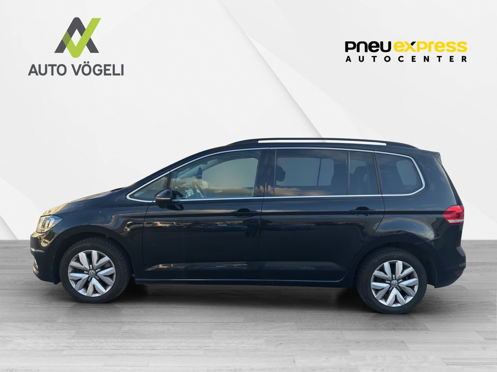 VW Touran 2.0 TDI SCR Comfortline, Diesel, Second hand / Used, Manual - 3